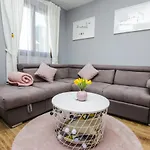 아파트 Sole E Mare New 포레치
