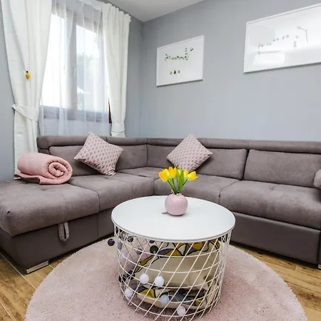 Appartamento Sole E Mare New Porec